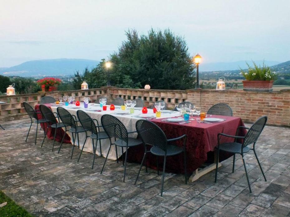 Agriturismo Wine Casale Villa Chiara Torgiano Exteriör bild